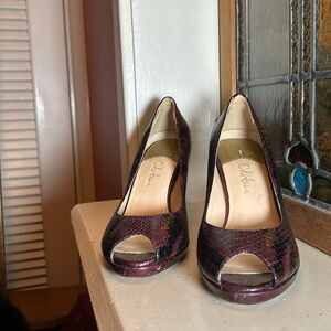 Cole Haan Nike Air leather heels. 8B
